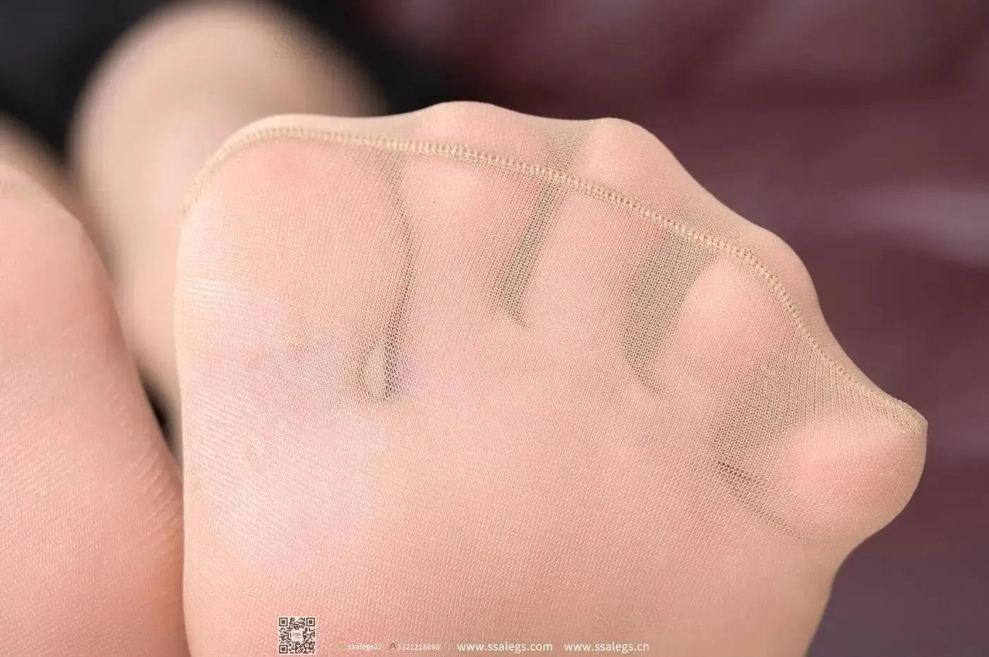 [SSA丝社]超清写真 NO.301 素素Fogal brilliance 172 肉色丝袜买家秀(下) [76P]插图1